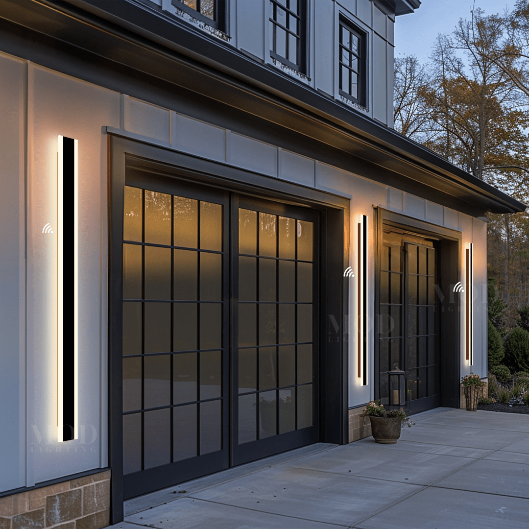 Dusk-to-Dawn Sensor LED Outdoor Wall Light