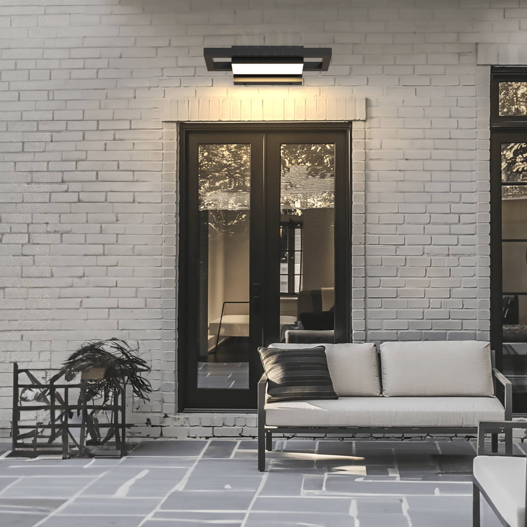 Black Stainless Steel Outdoor Wall Sconce (2 Sizes)