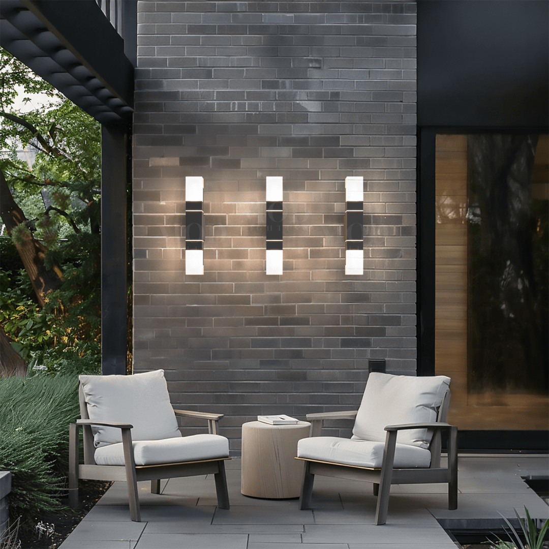 Black Aluminum Outdoor Wall Light (2 Designs)