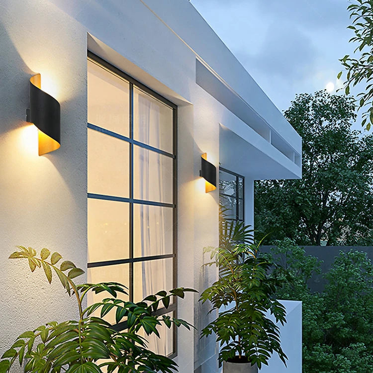 IP65 LED Outdoor Wall Light for Hotels & Corridors