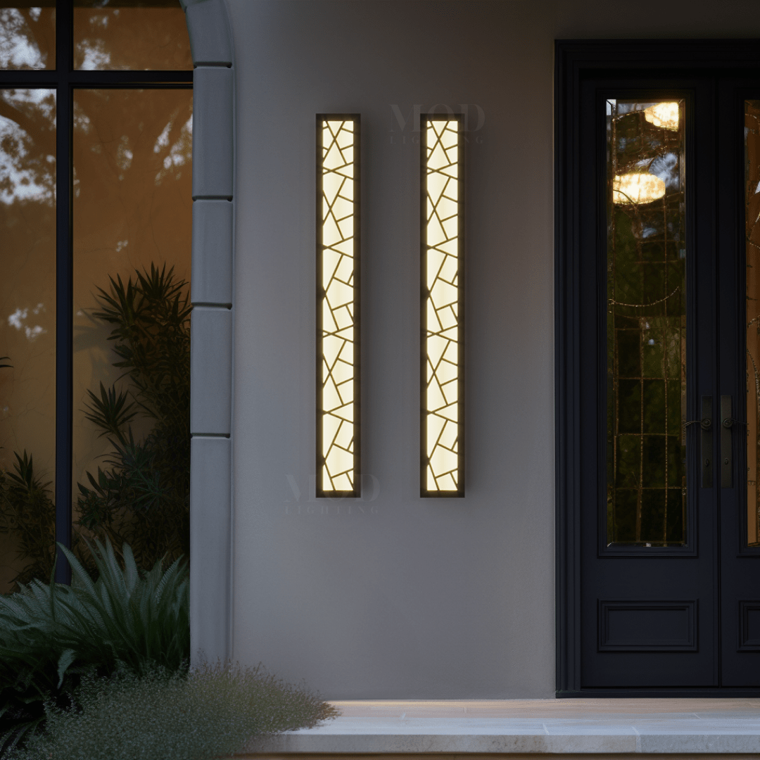 Outdoor LED Wall Light for Entryways & Gardens (8 Lengths)