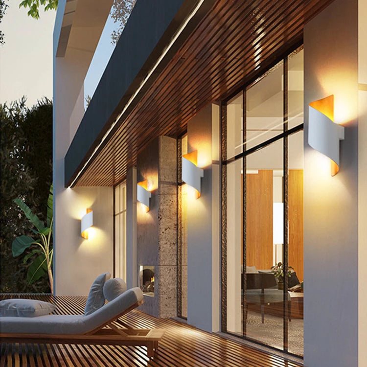 IP65 LED Outdoor Wall Light for Hotels & Corridors