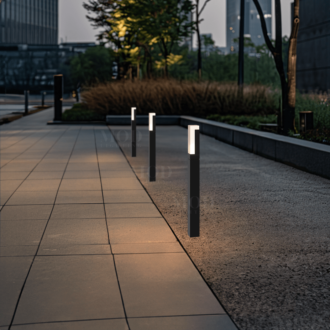 Outdoor Garden Path Light, Line or Low Voltage (3 Sizes)
