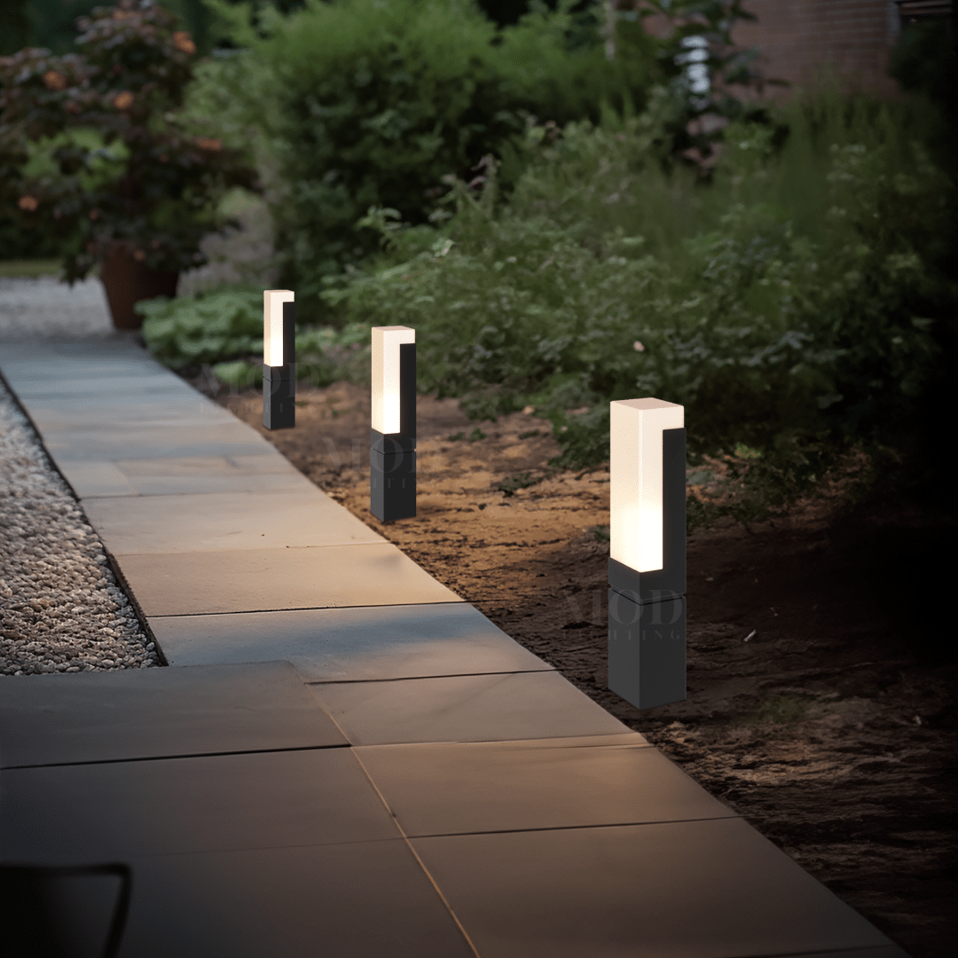 Outdoor Garden Path Light, Line or Low Voltage (3 Sizes)